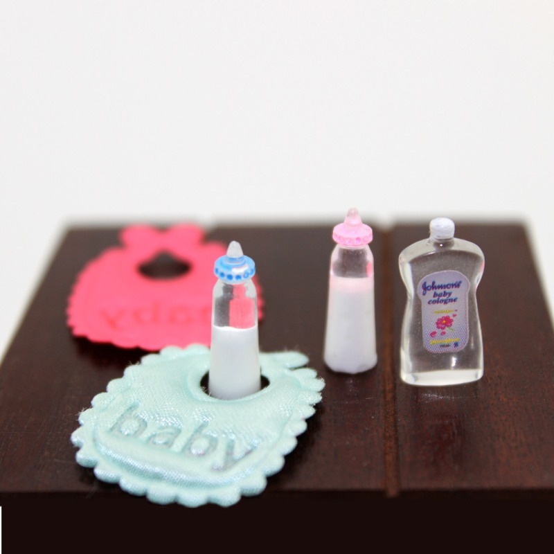 Baby Food Bottle - DOLLHOUSE Casa de muñecas modelo de